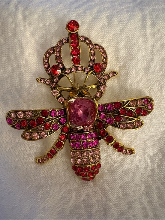 Jewelry - Regal Pink & Red Crystal Bee Brooch